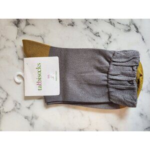 Tabbisocks Silver Grey & Pear Crew Socks US6-11 80% Silk Lightweight & Soft